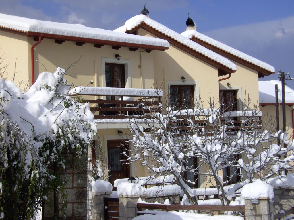 Dryas Guesthouse Polydrossos Exterior photo